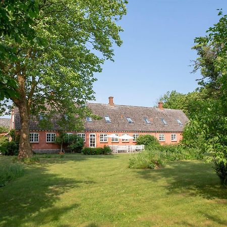 Mellem-Rummet Guesthouse & Glamping Tanderup Exteriör bild