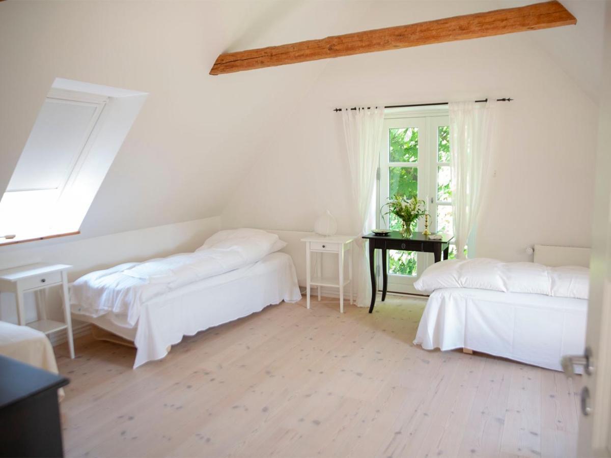 Mellem-Rummet Guesthouse & Glamping Tanderup Exteriör bild