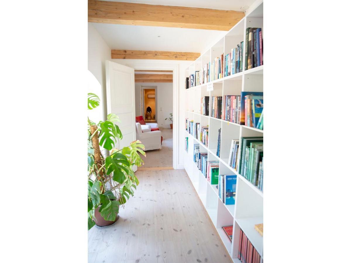 Mellem-Rummet Guesthouse & Glamping Tanderup Exteriör bild