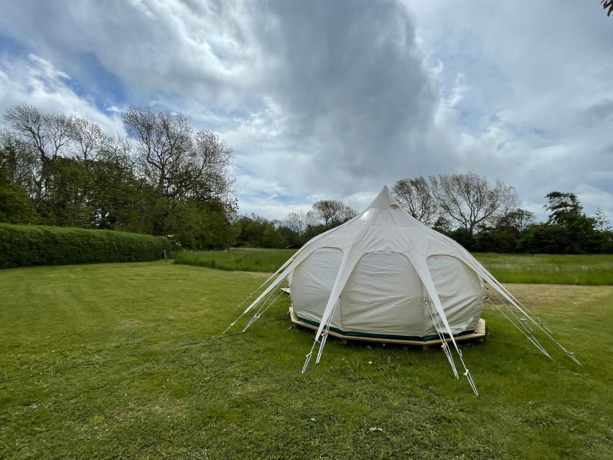 Mellem-Rummet Guesthouse & Glamping Tanderup Exteriör bild