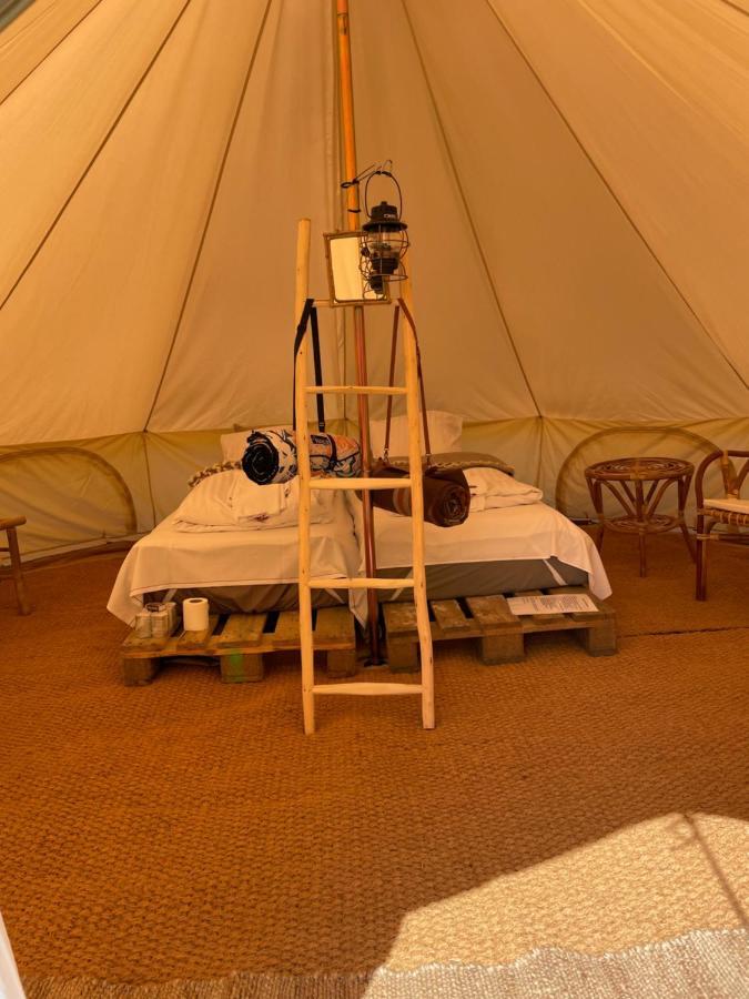 Mellem-Rummet Guesthouse & Glamping Tanderup Exteriör bild